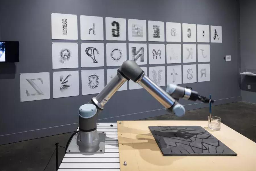 Mr. Roboto, 2024，工艺与设计博物馆。. Photo by Henrik Kam.